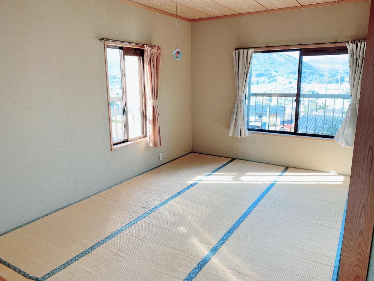 Yufuin Sunday Hotel Exterior photo